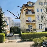 Pokoje Z łazienkami *